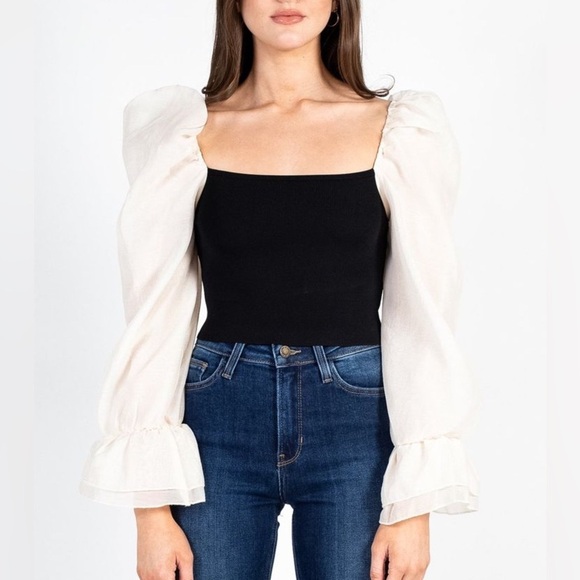 Zara Tops - Zara Puff Sleeve Top